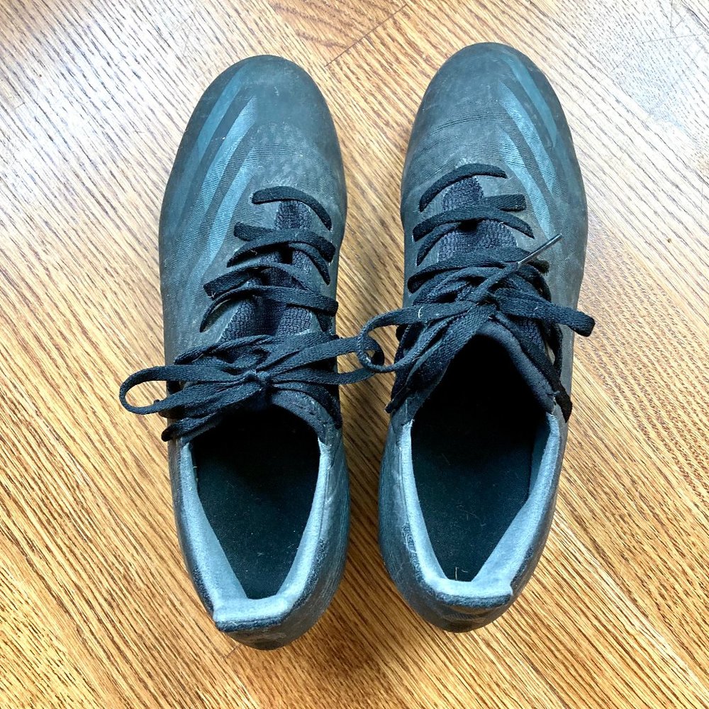 Adidas soccer cleats, black, women's size 8 1/2